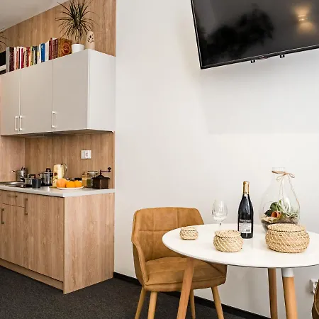 Apartamento By Square