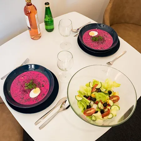 Square Apartment Bytom