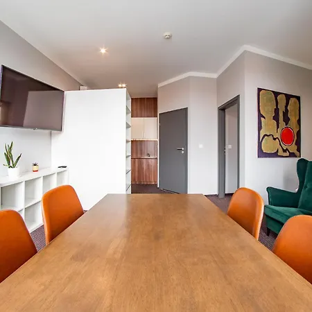 Square Apartament *