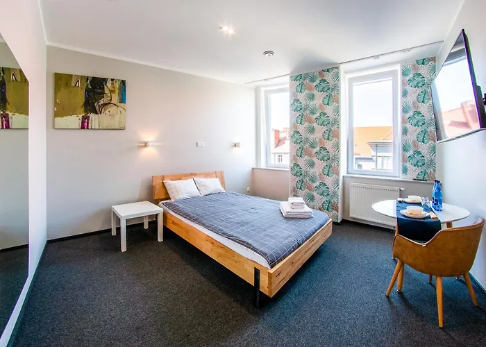 By Square דירה ביטום