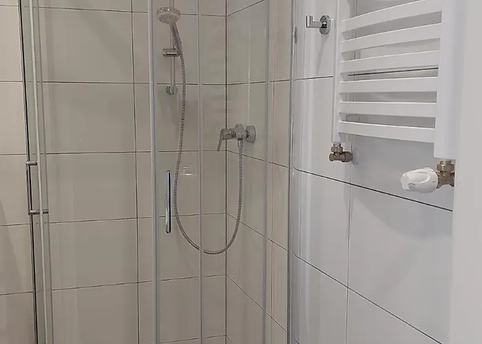 By Square דירה *